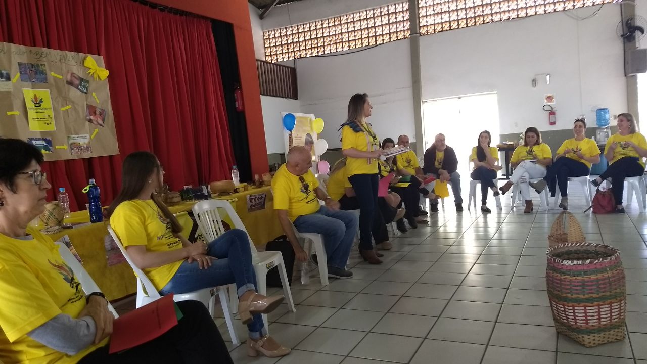 Mesa redonda debate o suicídio no contexto indígena em Joinville